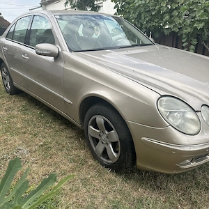 Mercedes E 220 - imagine 5
