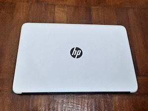 Vand laptop HP 15--Intel Quad-Core 3700--SSD