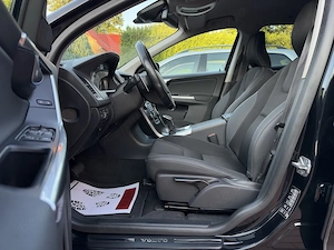 Volvo XC60 - imagine 18