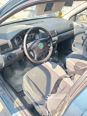 vând Skoda Octavia 1 
