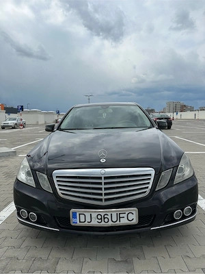 Mercedes Benz E200 - imagine 3
