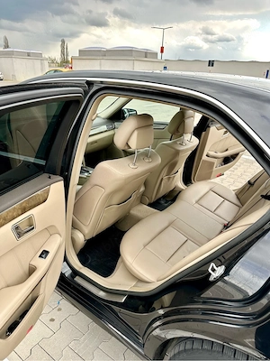Mercedes Benz E200 - imagine 5