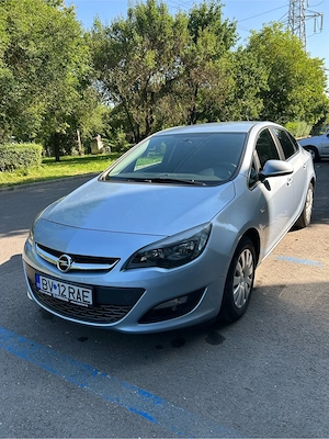 Opel Astra J sedan  - imagine 8