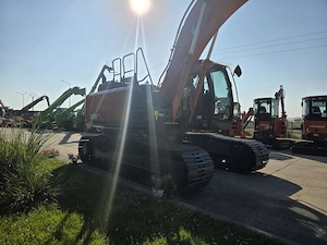 Excavator Hitachi ZX210-6, 2 h, cupla rapida, cupa 1,3mc, inst picon, 99.750 eur+Tva - imagine 15