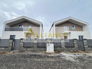 Casa Individuala P+M - 4 camere - Pompa de Caldura-Panouri Solare - imagine 2
