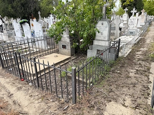 Loc de veci Sf Constantin Braila  - imagine 5