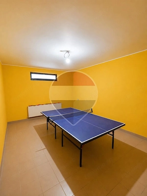 Casă / Vilă cu 12 camere de vânzare | Fundeni, Sector 2 - imagine 8