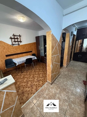 DE ÎNCHIRIAT | Apartament 4 camere zona Petru Rareș (școala 3)   Baia Mare