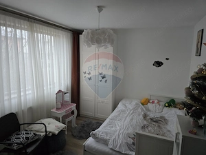Casă Parter+Etaj,  cu 7 camere | Bragadiru | toate utilitatile - imagine 7