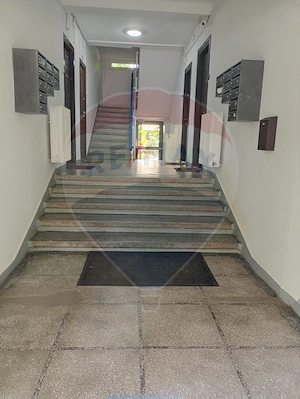 Apartament cu 2 camere de vânzare în zona Drumul Taberei - imagine 20