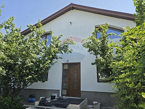 Casă Parter+Etaj,  cu 7 camere | Bragadiru | toate utilitatile - imagine 13