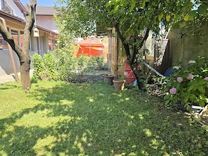 Casă Parter+Etaj,  cu 7 camere | Bragadiru | toate utilitatile - imagine 16