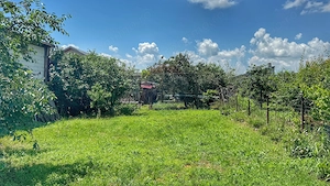 Casă batraneasca cu 3 camere-Oportunitate de Investiție in Domnesti - imagine 15