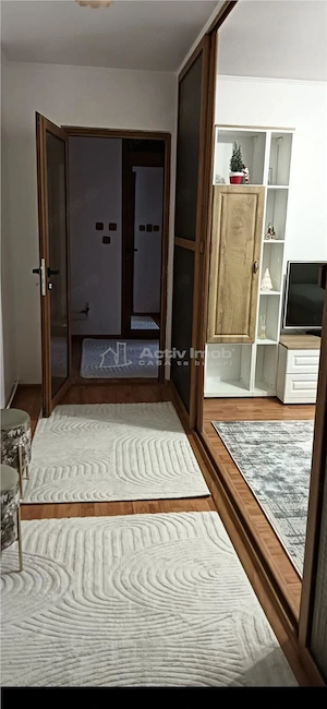 Apartament 2 deomandat, mobilat, utilat, CT, etaj 1 - Rovine - imagine 9