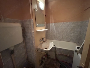 Vand URGENT,FOARTE CONVENABIL,garsoniera confort I, st.38 mp.,etaj 2 din 4,in Micalaca,str.Savarsin - imagine 8