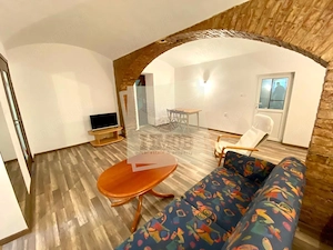 Apartament la vila 82 mp utili 2 camere 2 bai in Parcul Sub Arini - imagine 3