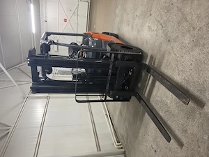 Stivuitor Diesel Toyota 2Tone Triplex An 2021 Ore 3.400 Garantie si Service la locatia dvs. incluse - imagine 5