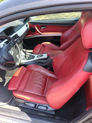 BMW seria 3 E92  - imagine 3