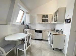 Apartament 3 camere, 98 mp, zona Rogerius - imagine 3