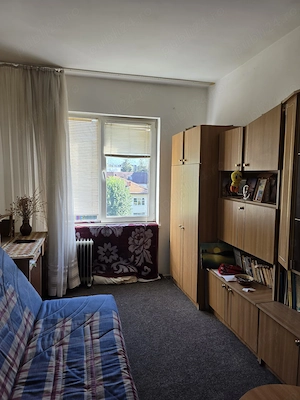 Vand apartament 2 camere Tractorul  - imagine 9