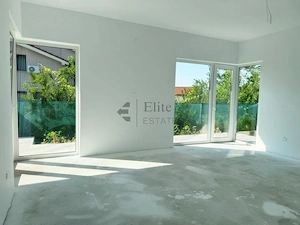 Casa de vanzare cu 4 camere in zona Dealuri Oradea - imagine 7
