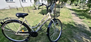 De vanzare bicicleta de oras dama in stare perfecta  -elado noi bicigli !!!!