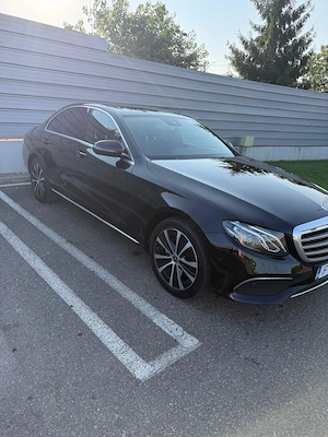 Mercedes Benz E220 d Automat - imagine 2