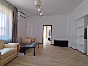 Apart.ultracentral 2 cam.et.1, pe str.Evreilor Deportati 64, Oradea
