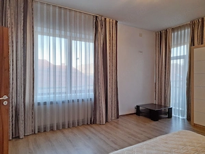 Apart.ultracentral 2 cam.et.1, pe str.Evreilor Deportati 64, Oradea - imagine 8