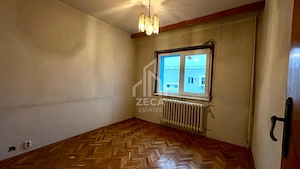 Apartament cu 4 camere | 81,5 mp | 2 bai | 2 Balcoane | Dunavat 14 | De Renovat 