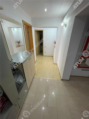 Apartament 3 camere decomandate 2 balcoane etaj 1 zona centrala Sibiu - imagine 14
