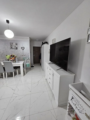 De inchiriat ap cu 3 camere, semidecomandat, 70 mp , Florilor - imagine 3