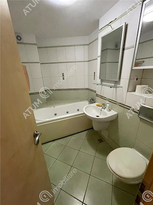 Apartament 3 camere decomandate 2 balcoane etaj 1 zona centrala Sibiu - imagine 11