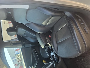 Hyundai Santa Fe Facelift 2017 | 2.2 CRDi | 200 CP | 4x4 | Cutie automată | Full Option | 137.000 km - imagine 9