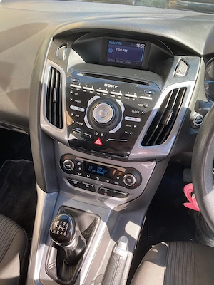Ford Focus 1.0 EcoBoost - imagine 8