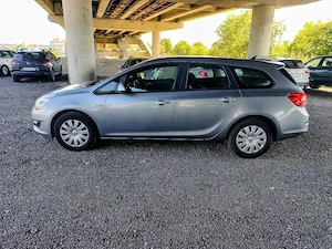 Opel Astra J Sports Tourer 1.7 CDTI ecoFLEX 131CP - imagine 3