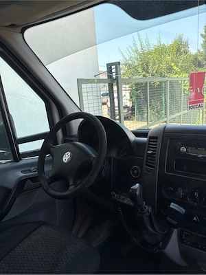 Volkswagen Crafter 2.5 TDI   Prelată | 5T | 2007 - imagine 3