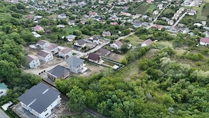 Casa cu etaj, 4 camere, 600 mp teren, Valea Lupului - imagine 12
