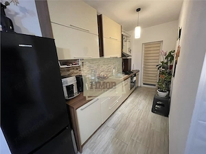 Apartament cu 3 camere si gradina de 40 mp pe Calea Cisnadiei - imagine 4