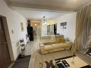 Apartament cu 3 camere si gradina de 40 mp pe Calea Cisnadiei - imagine 2