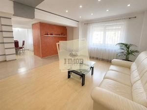 Apartament 3 camere 2 balcoane etaj 1 - zona Centrala