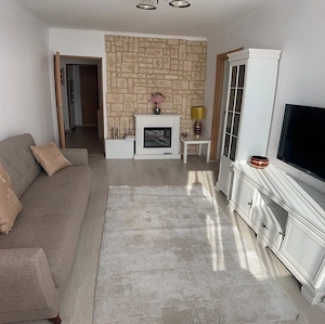 Apartament 4 camere zona Piata Sudului