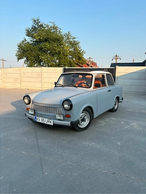 Vând Trabant 601s berlina+Trabant 601 universal preț ocazie   - imagine 2
