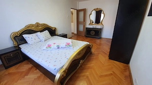 Apartament 2 camere decomandat zona Vasile Milea - imagine 15