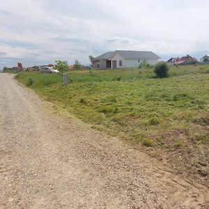 Teren de vânzare cihei, str. Zambilelor nr.8, jud.bihor - imagine 2