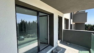 Apartament 3 camere 62mp etaj 2 cartier Davinci Cristian - imagine 9
