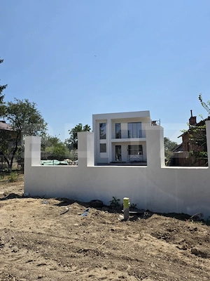 Casă de vânzare, 200 mp, zona Brezoaia  - imagine 3