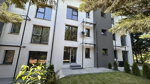 Apartament 3 camere si curte 50mp cartier Davinci Cristian