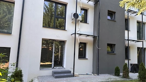 Apartament 2 camere si curte 50mp cartier Davinci Cristian - imagine 2