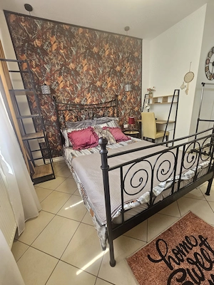 Garsoniera zona Lipovei - Iulius Town , etaj 1 !! - imagine 3